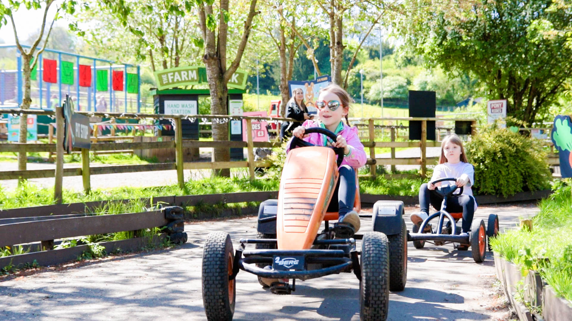 Enjoying Hairpin Racers