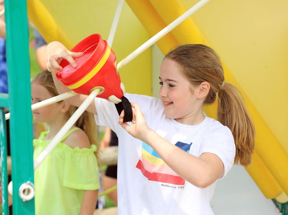 Play a game of Water Wars