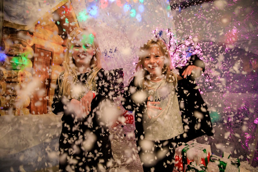 Children with snowglobe